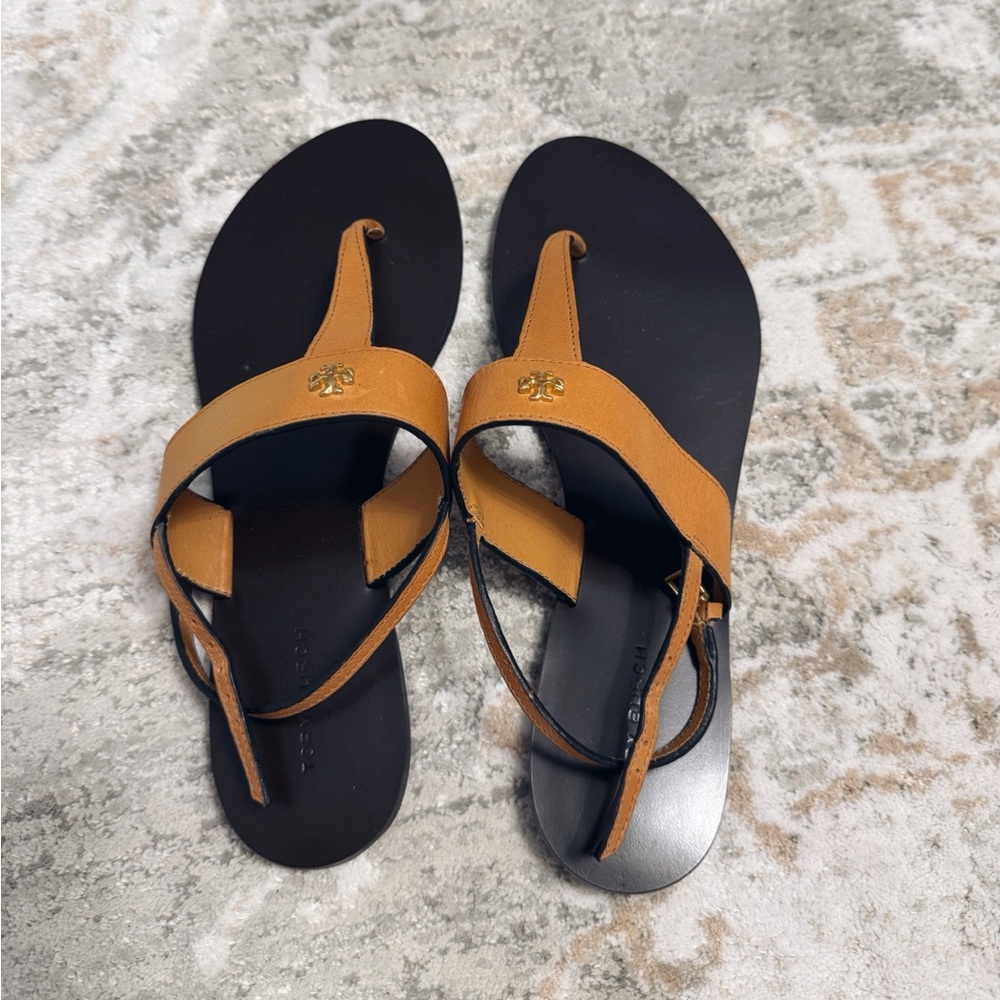 Tory Burch Brown/Black Capri Thong Sandals (Size 8.5) - Picture 4 of 6